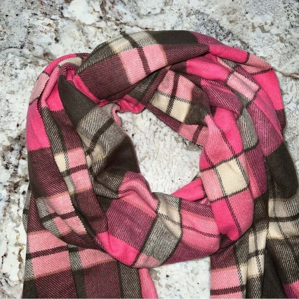 Gap Brown and Pink Very Soft Plaid Shawl Scarf With Fringe Hem - Picture 3 of 8